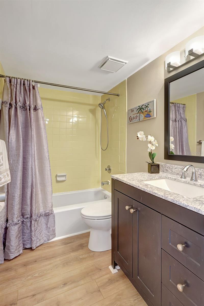 Image 25 of 64 For 845 Benjamin Franklin Drive 101