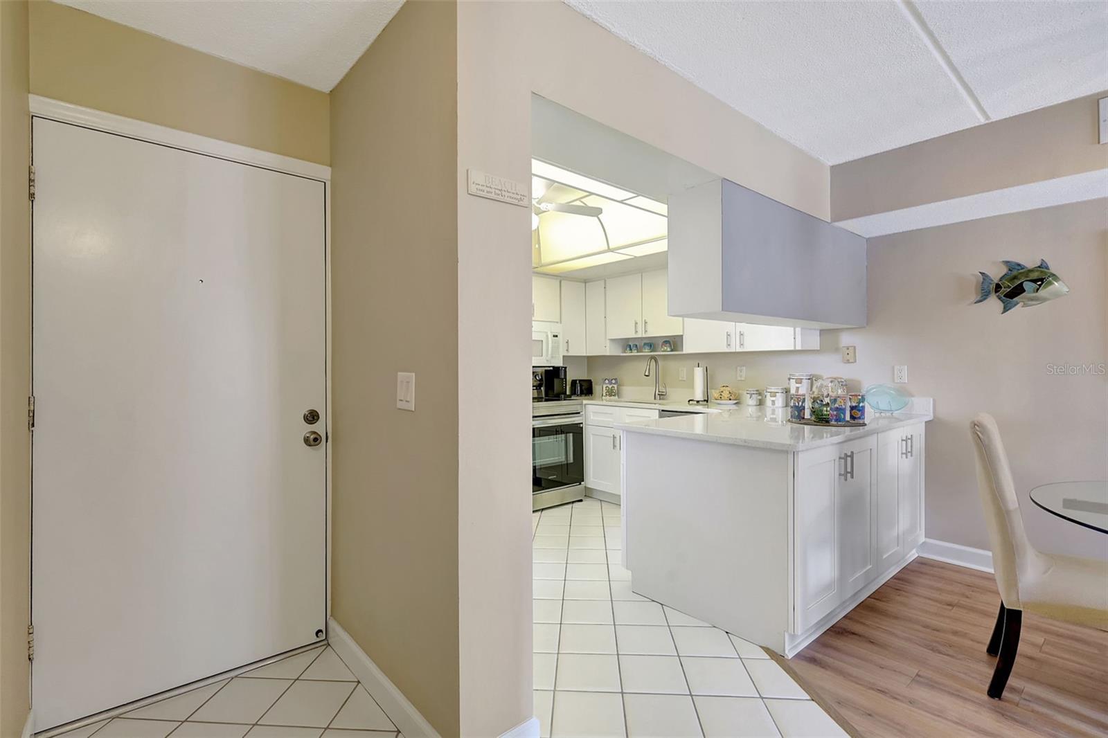 Image 31 of 64 For 845 Benjamin Franklin Drive 101
