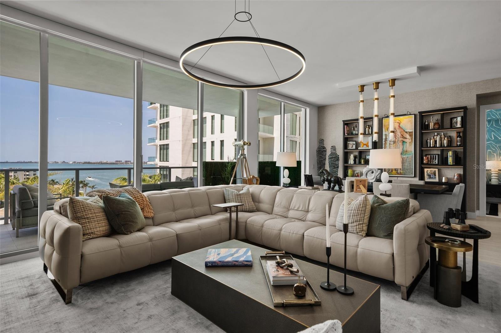 Image 11 of 100 For 301 Quay Commons  611