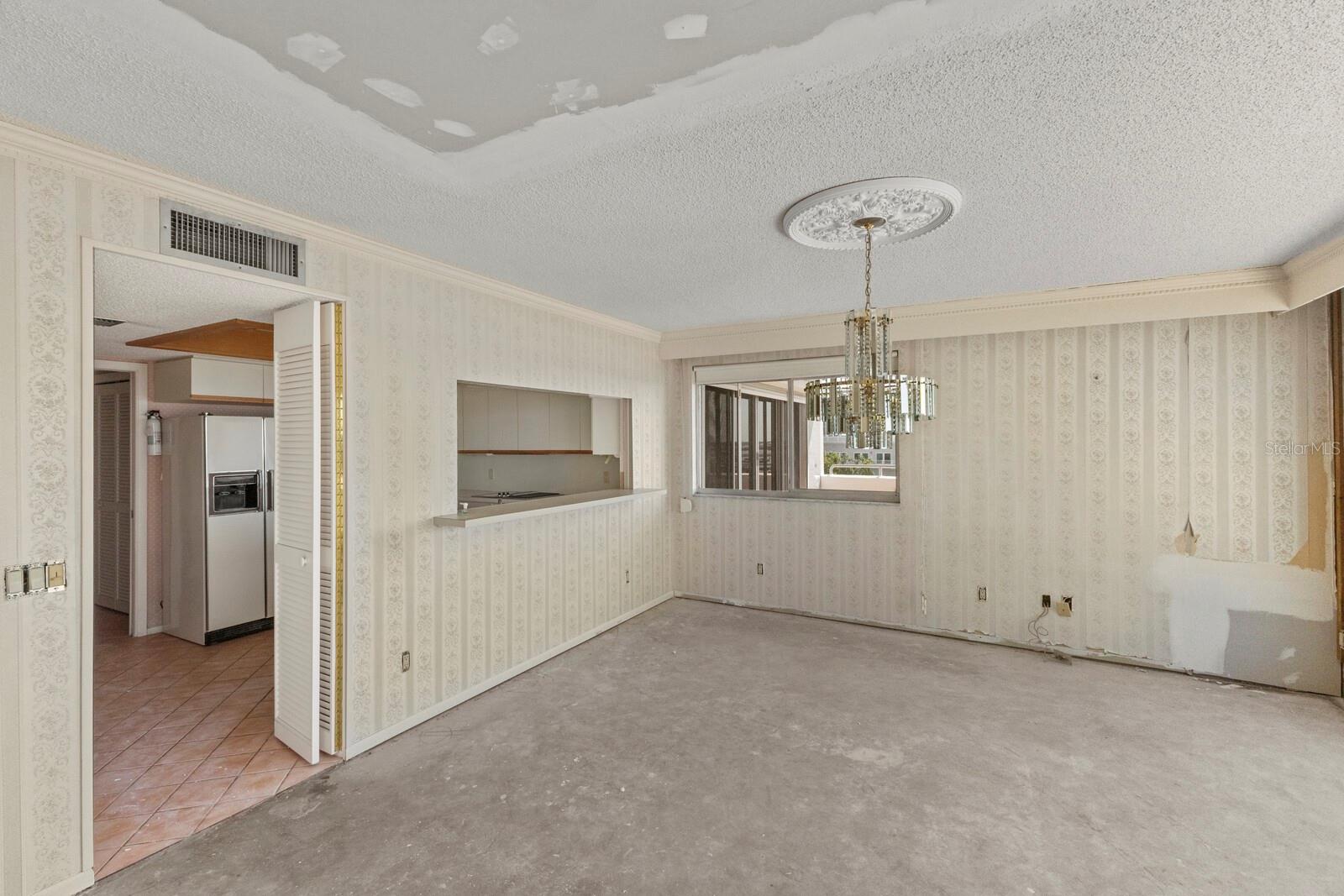 Image 17 of 47 For 1000 Riverside Drive B501