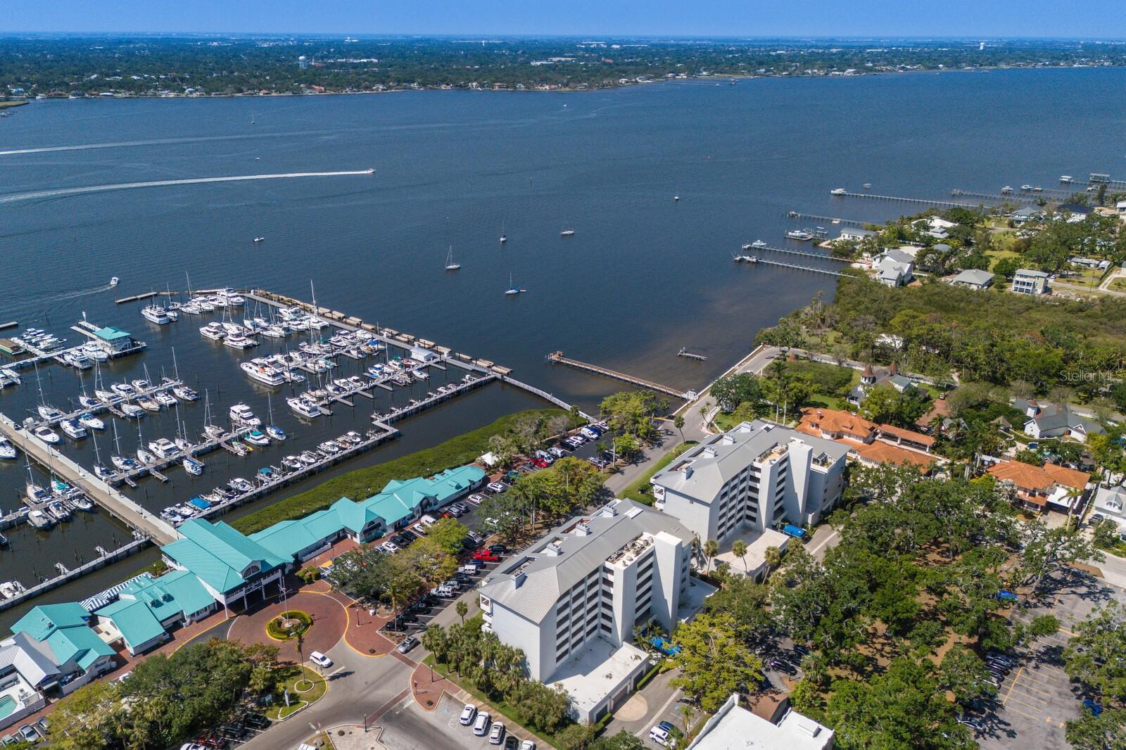 Image 41 of 47 For 1000 Riverside Drive B501