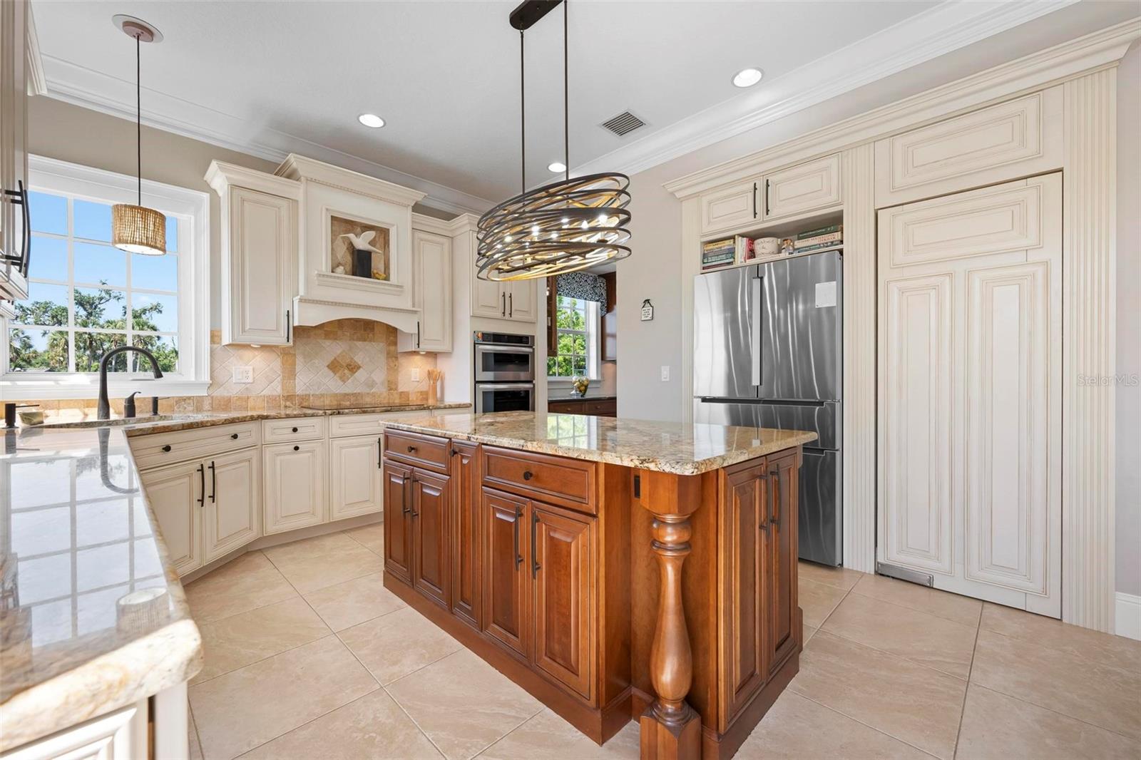 Image 30 of 86 For 6802 68th Avenue E