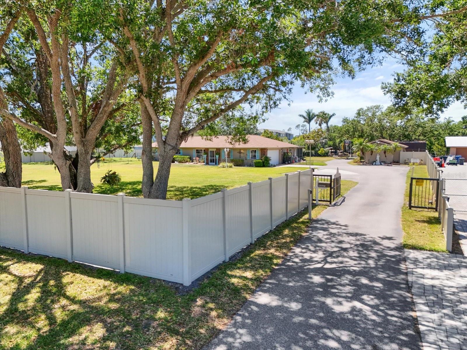 Image 3 of 55 For 5024 37th Street E