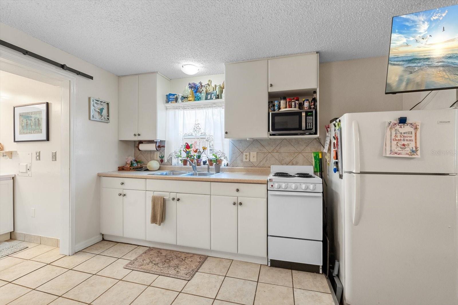 Image 34 of 55 For 5024 37th Street E