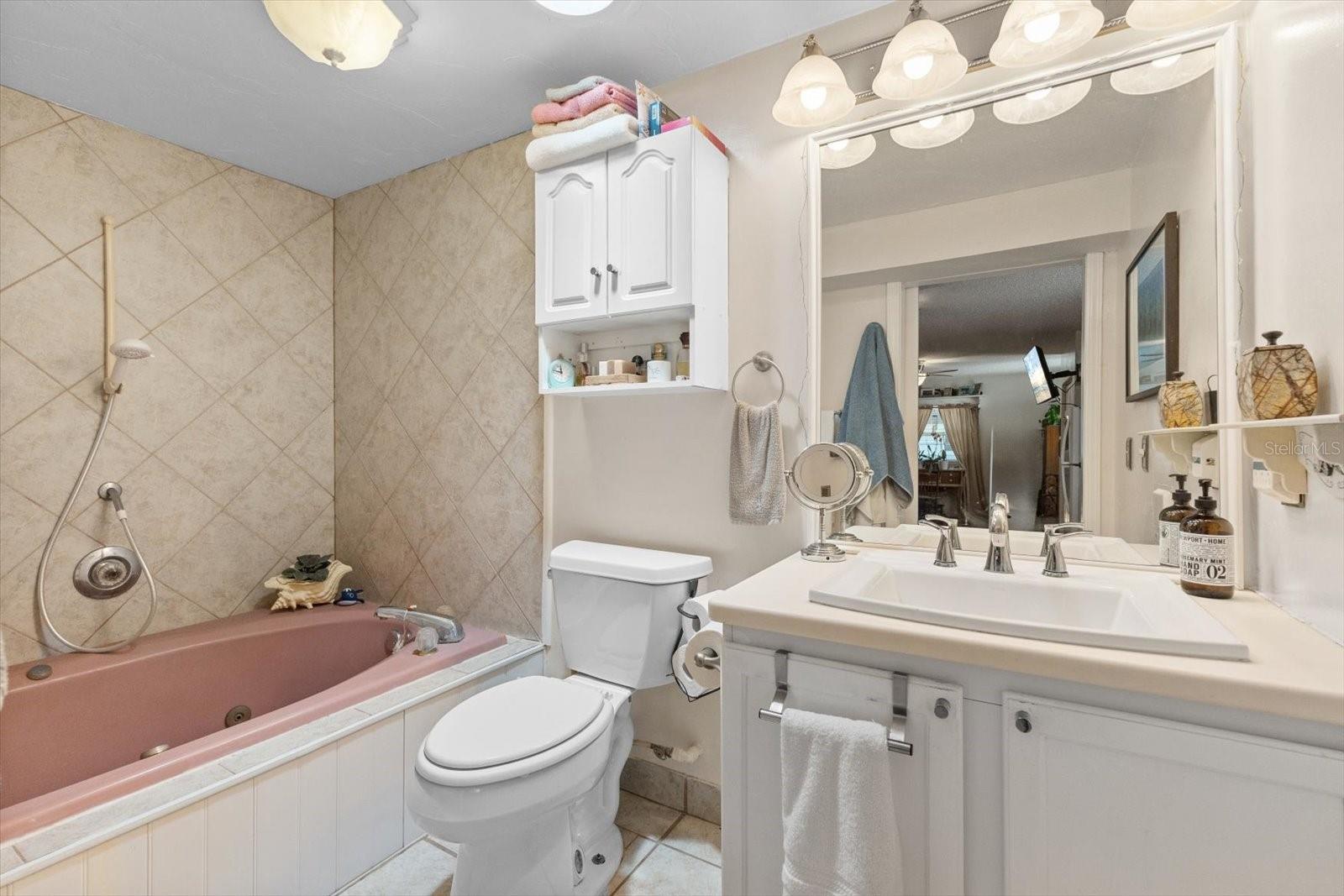 Image 36 of 55 For 5024 37th Street E