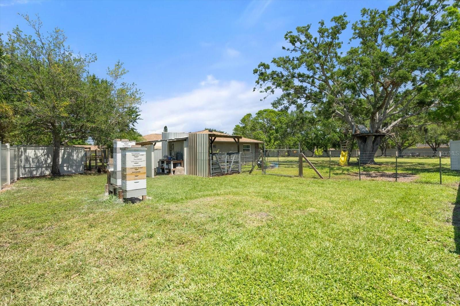 Image 46 of 55 For 5024 37th Street E