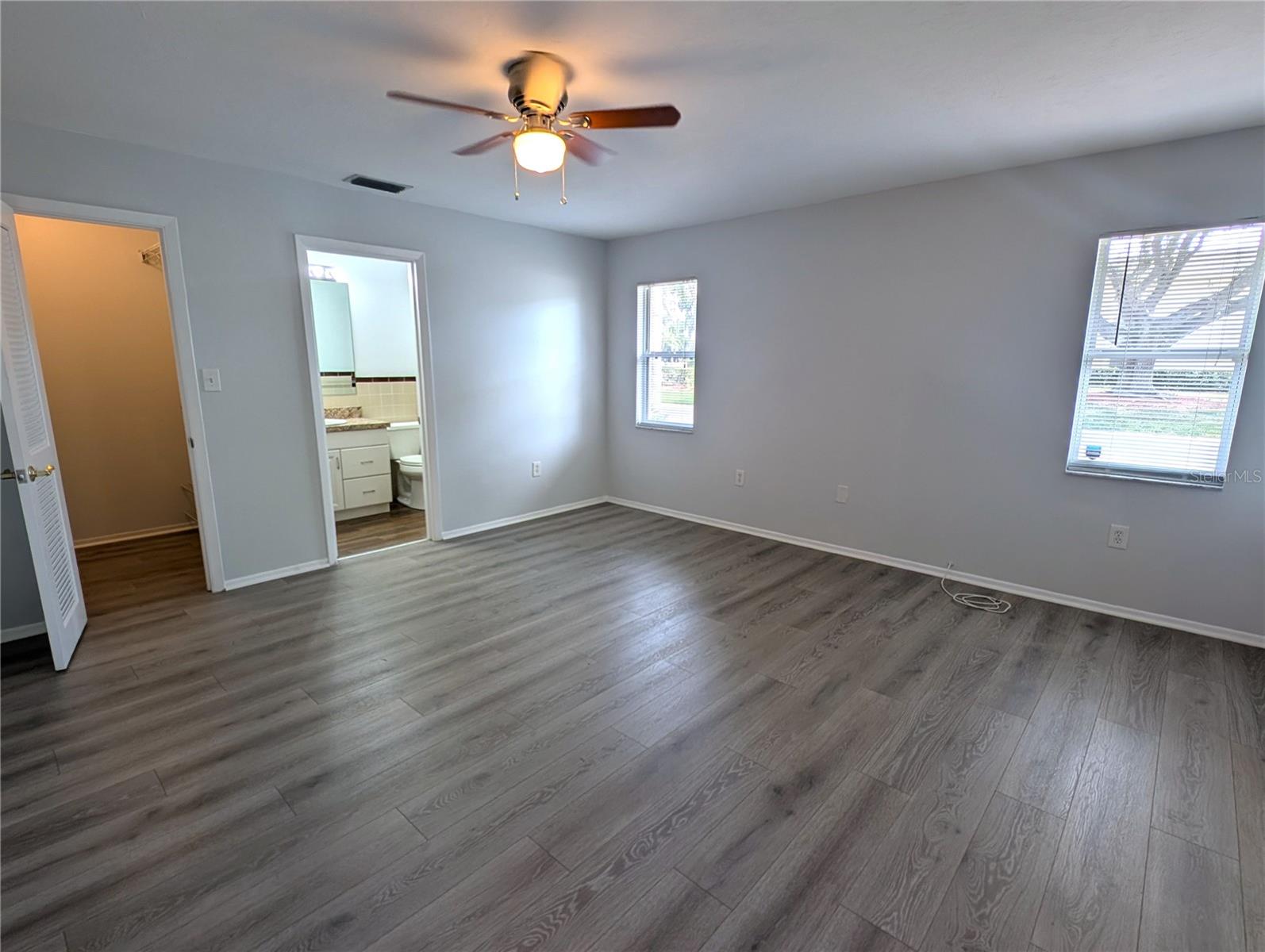 Image 12 of 19 For 7288 Country Club Drive N 7288