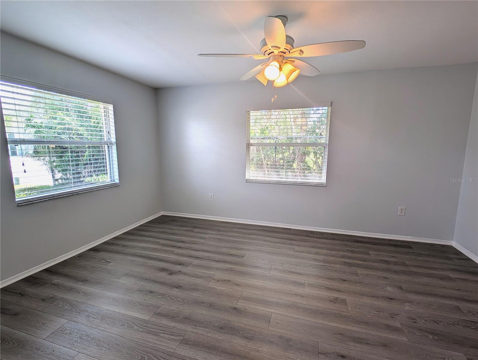 Image 15 of 19 For 7288 Country Club Drive N 7288
