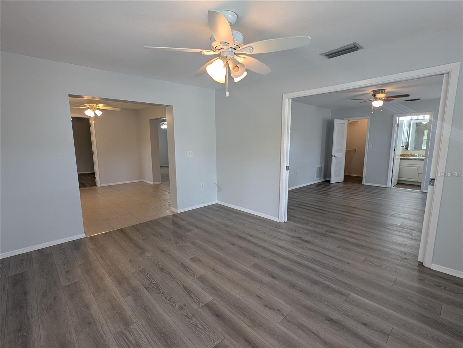 Image 17 of 19 For 7288 Country Club Drive N 7288