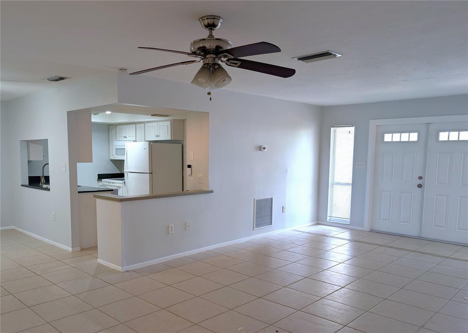 Image 4 of 19 For 7288 Country Club Drive N 7288