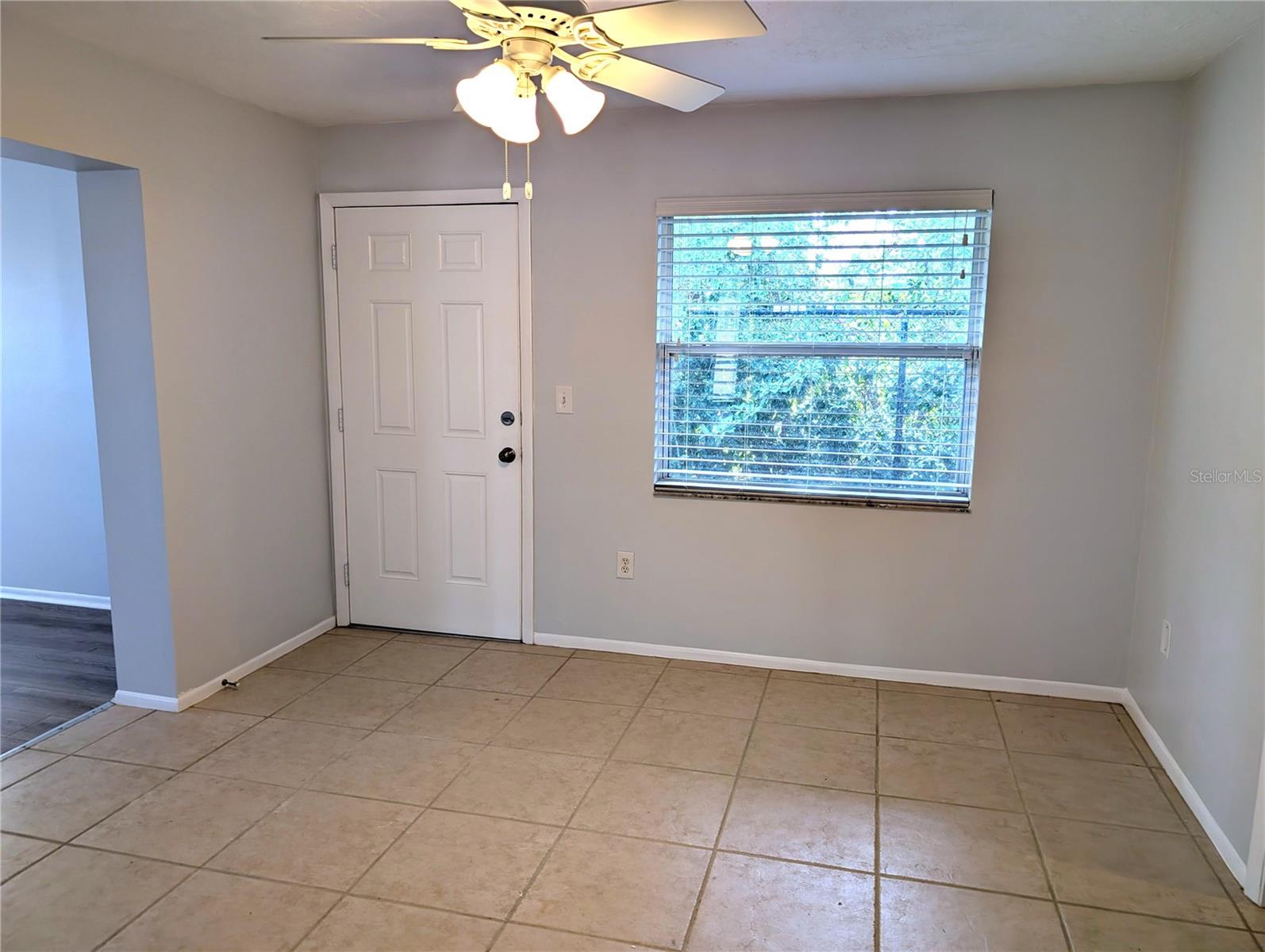 Image 9 of 19 For 7288 Country Club Drive N 7288