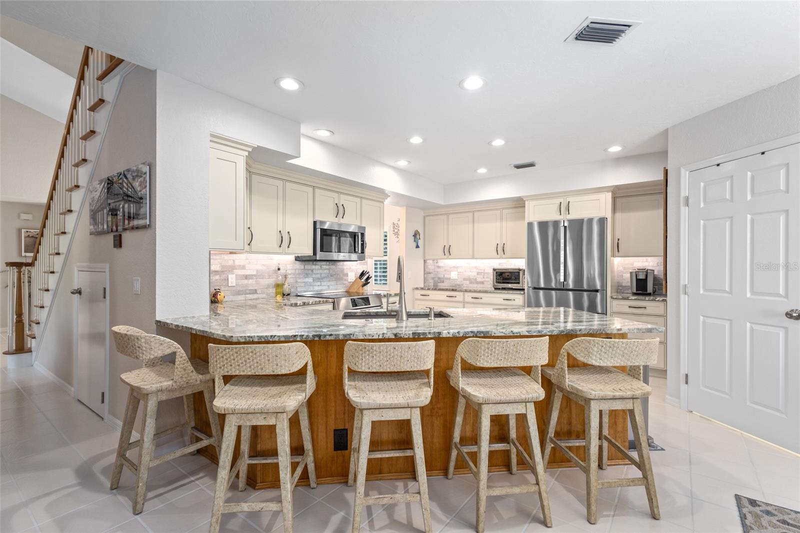 Image 14 of 48 For 1016 91st Street Nw