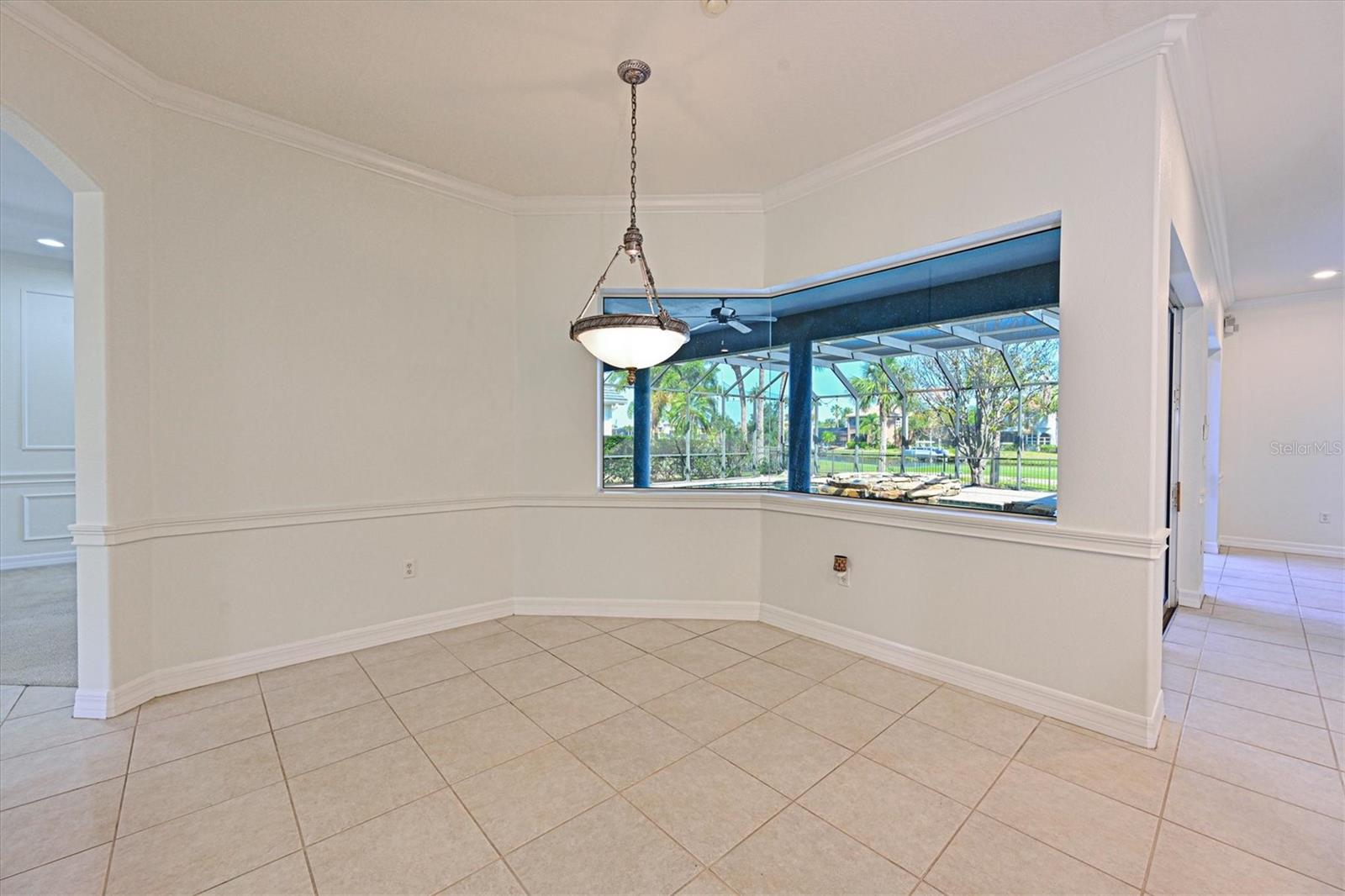 Image 14 of 61 For 10411 Winding Stream Way