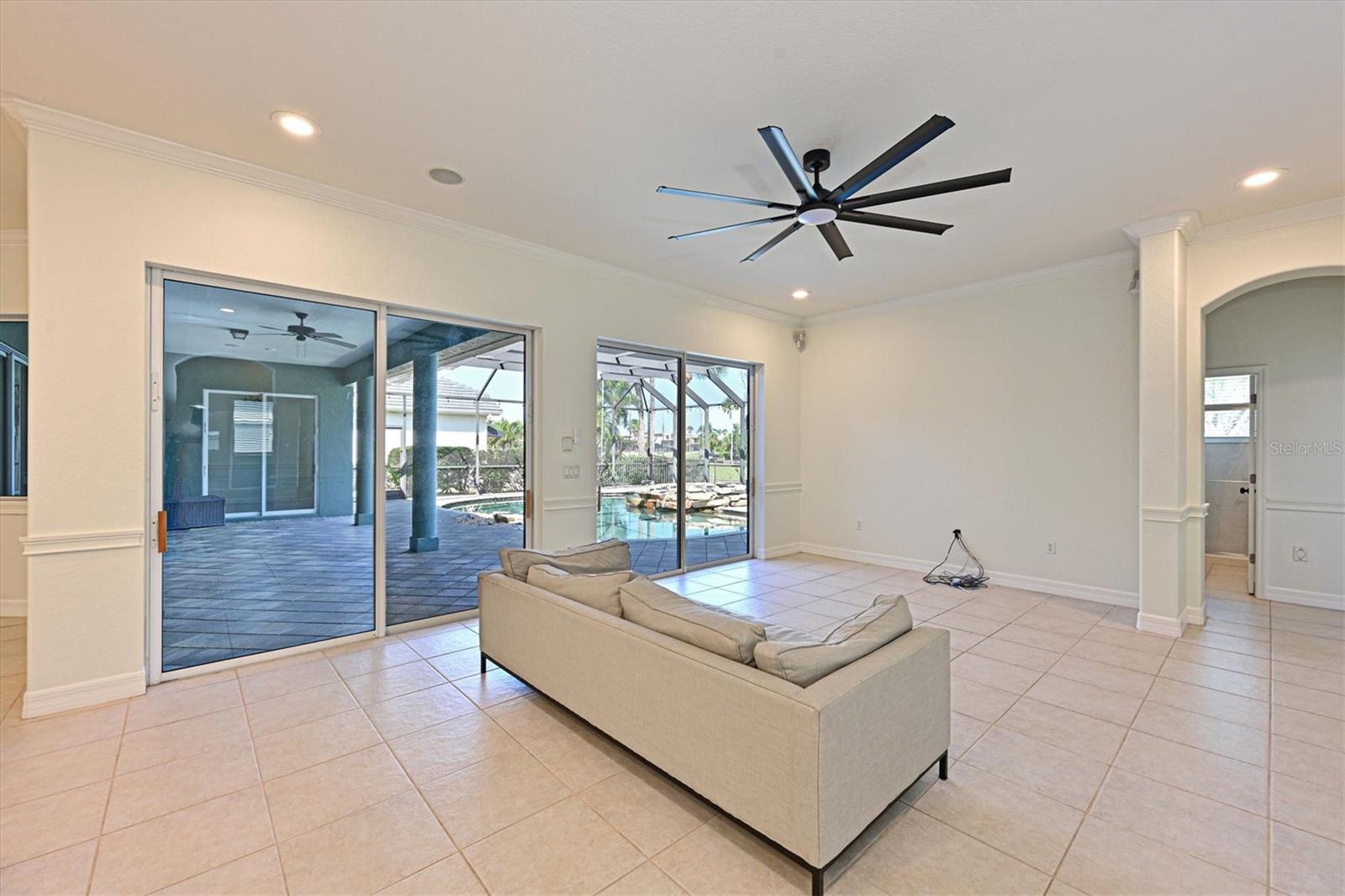 Image 16 of 61 For 10411 Winding Stream Way