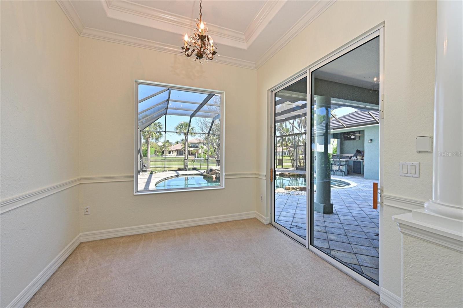 Image 25 of 61 For 10411 Winding Stream Way