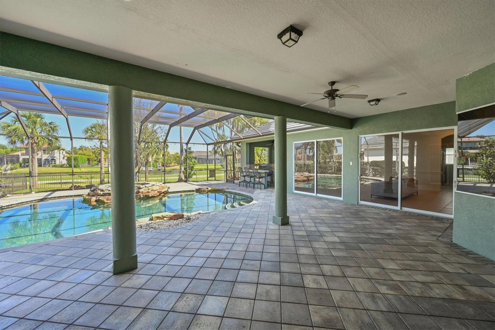 Image 28 of 61 For 10411 Winding Stream Way