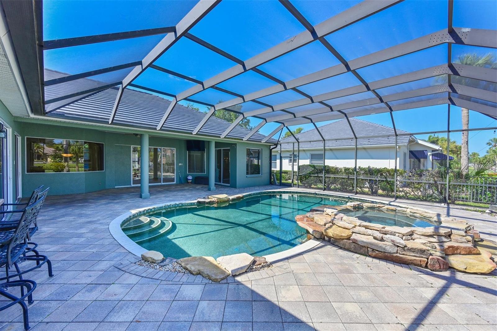 Image 34 of 61 For 10411 Winding Stream Way