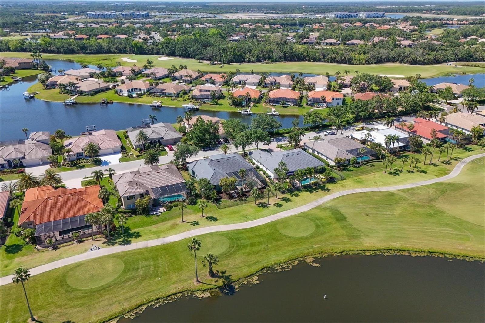 Image 42 of 61 For 10411 Winding Stream Way