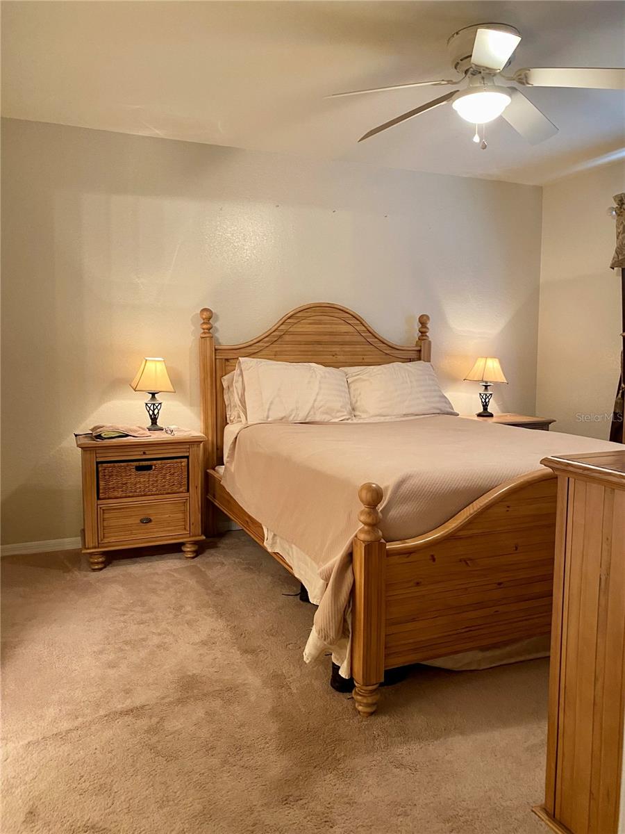 Image 8 of 19 For 7411 Vista Way 102