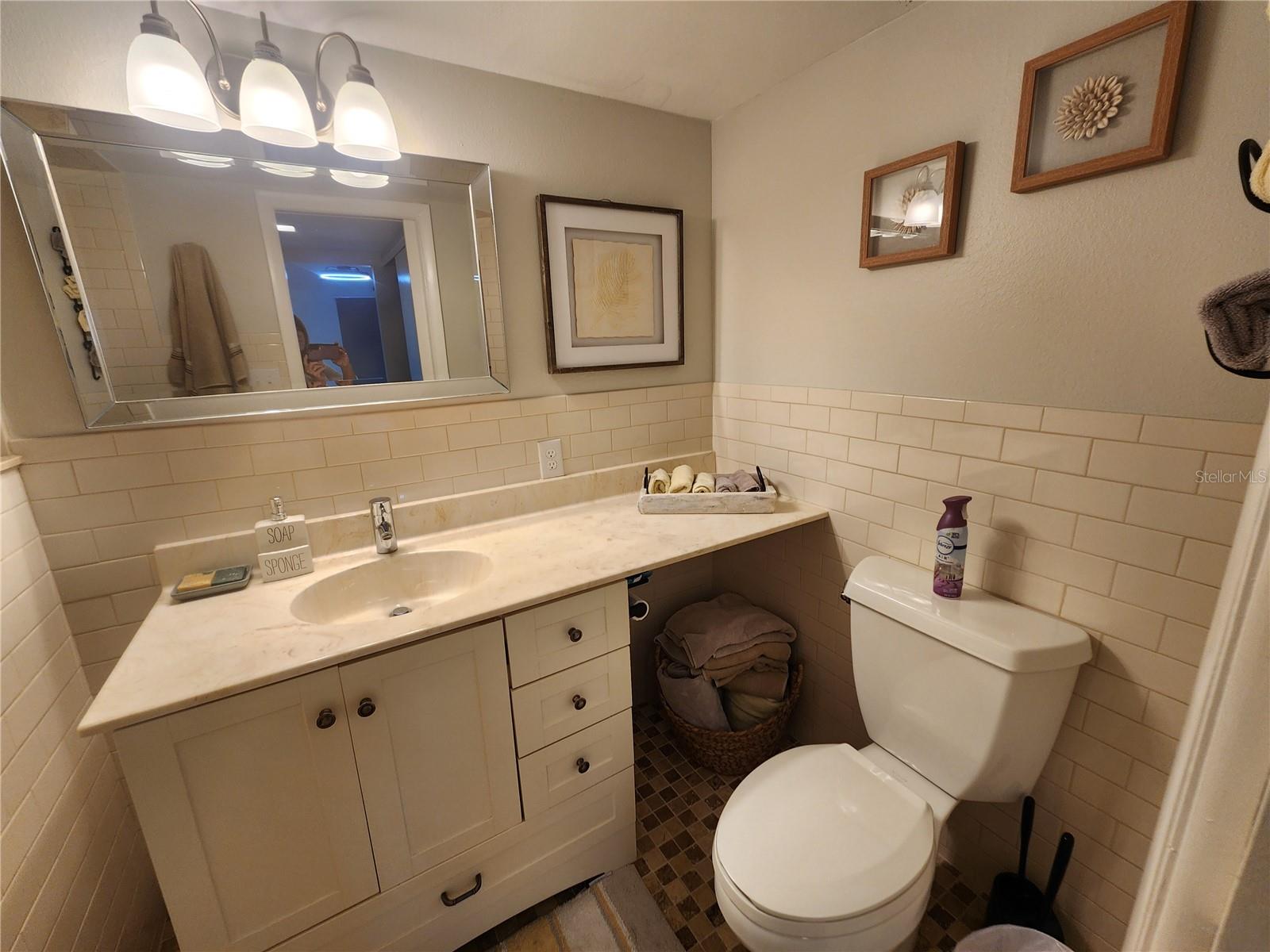 Image 13 of 25 For 2100 Benjamin Franklin Drive 302