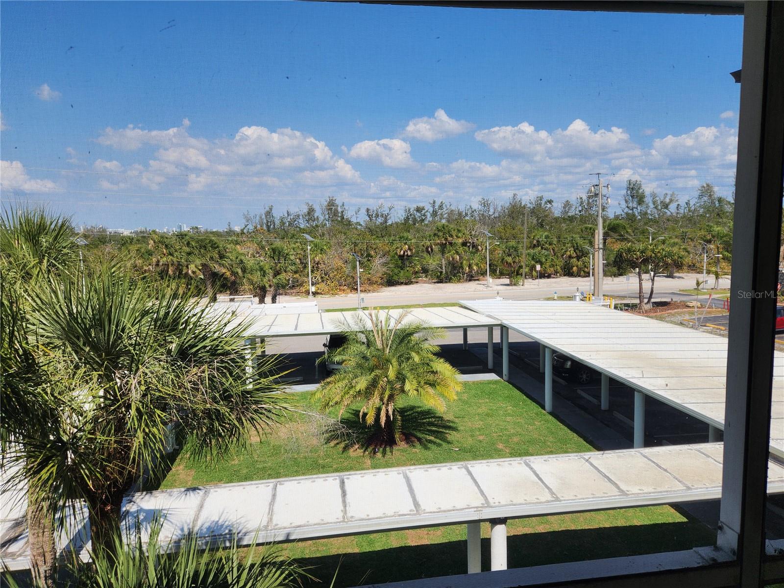 Image 21 of 25 For 2100 Benjamin Franklin Drive 302