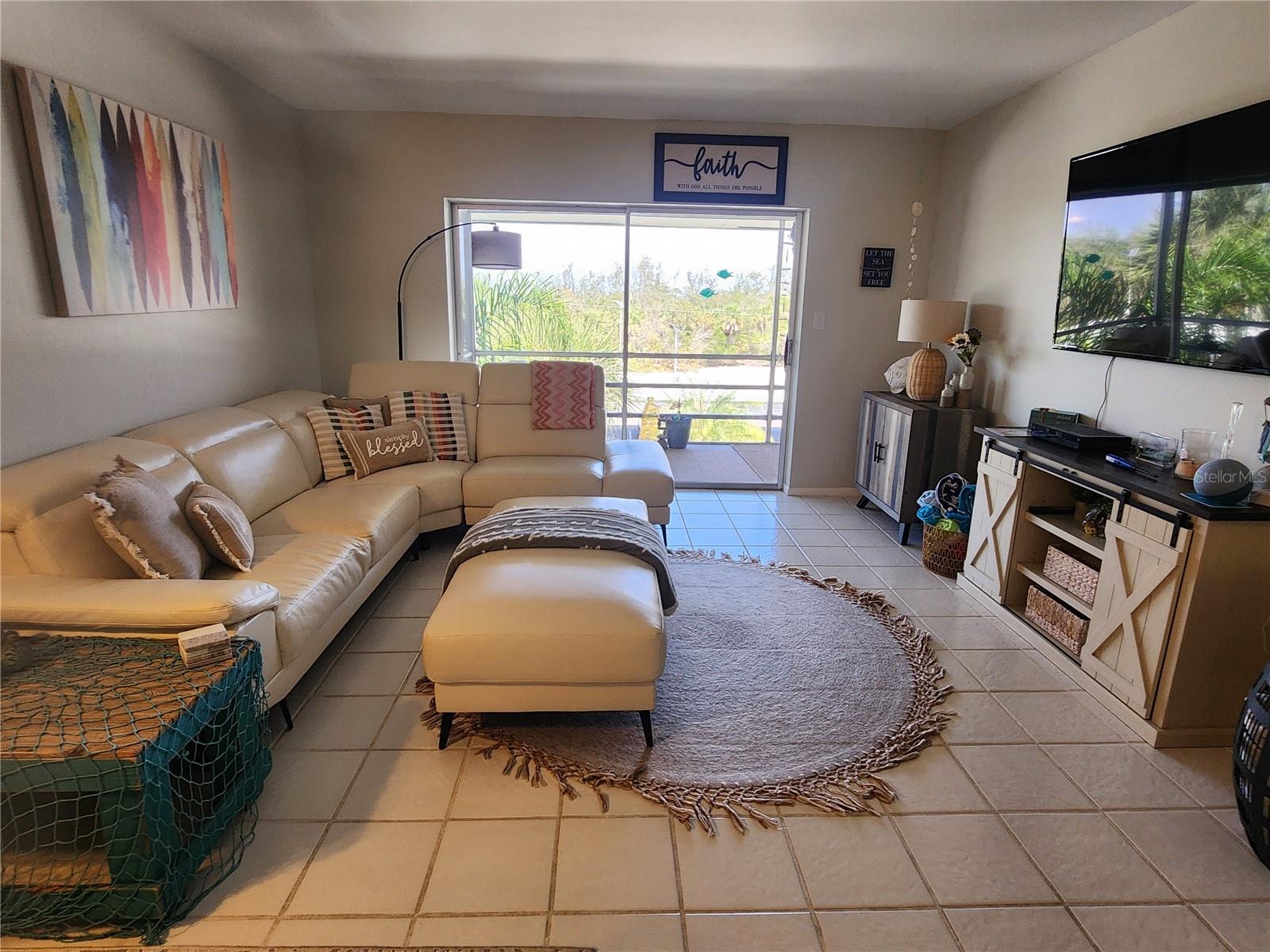 Image 4 of 25 For 2100 Benjamin Franklin Drive 302