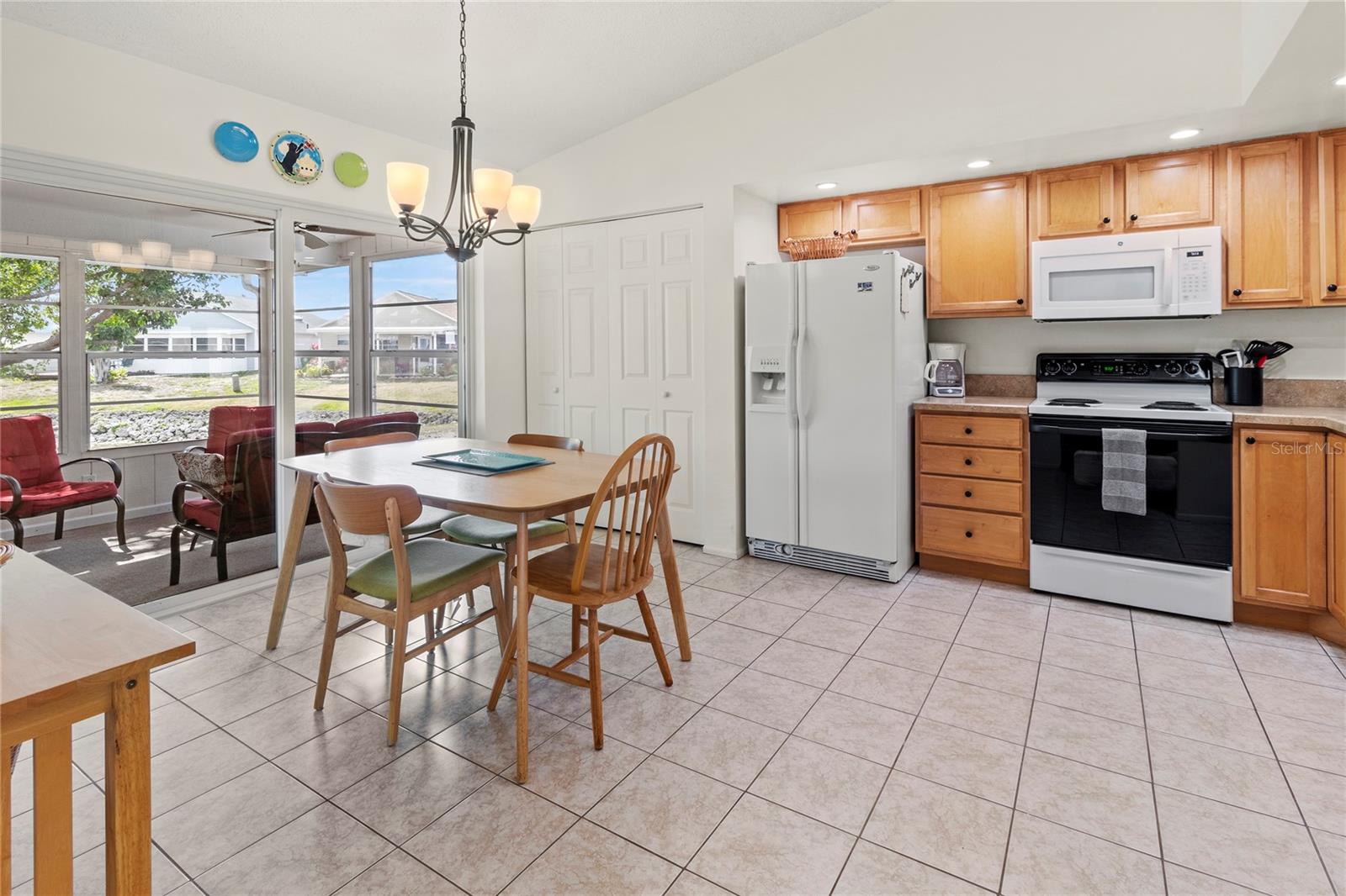 Image 17 of 49 For 3909 40th Street W