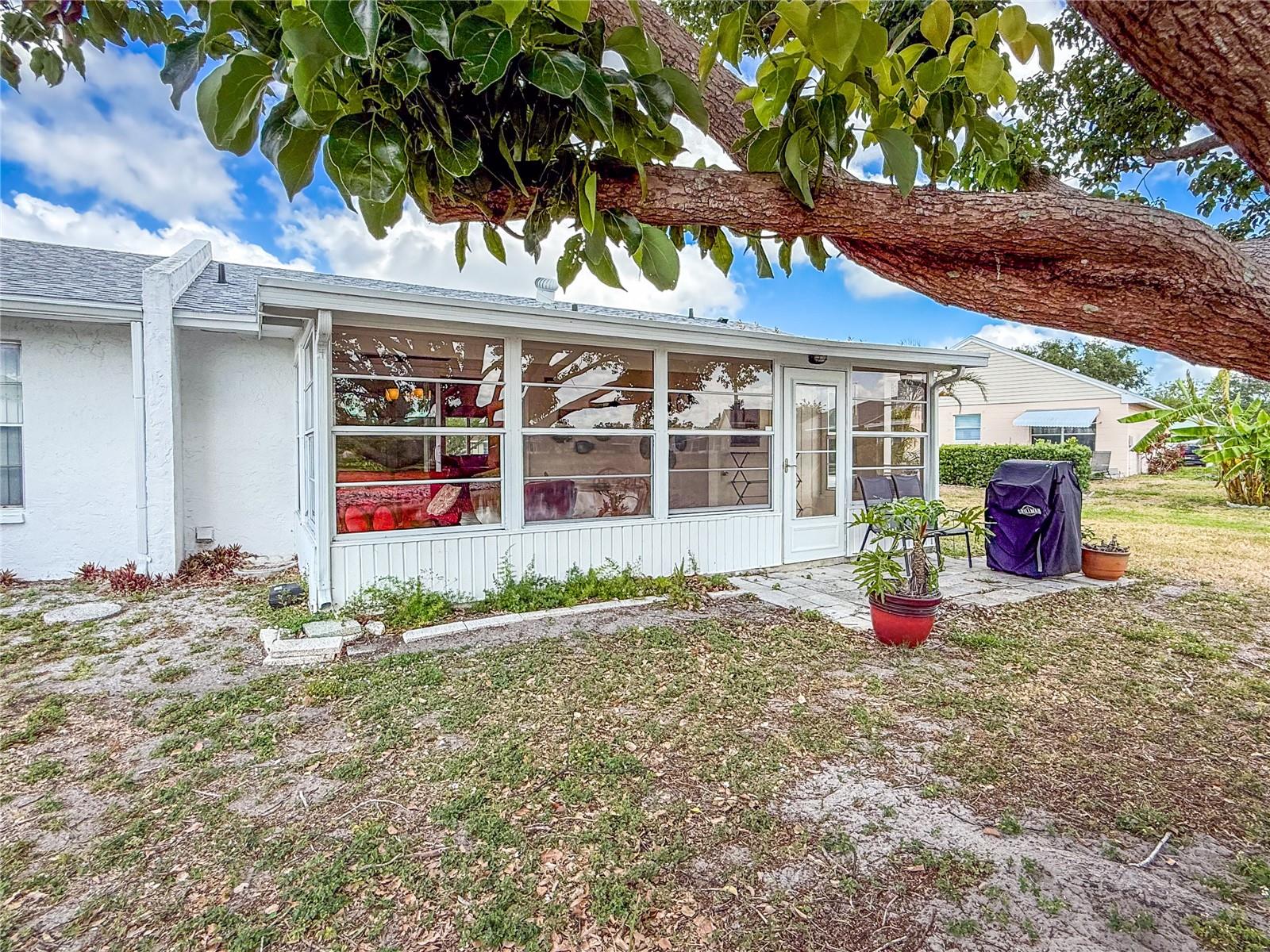 Image 39 of 49 For 3909 40th Street W