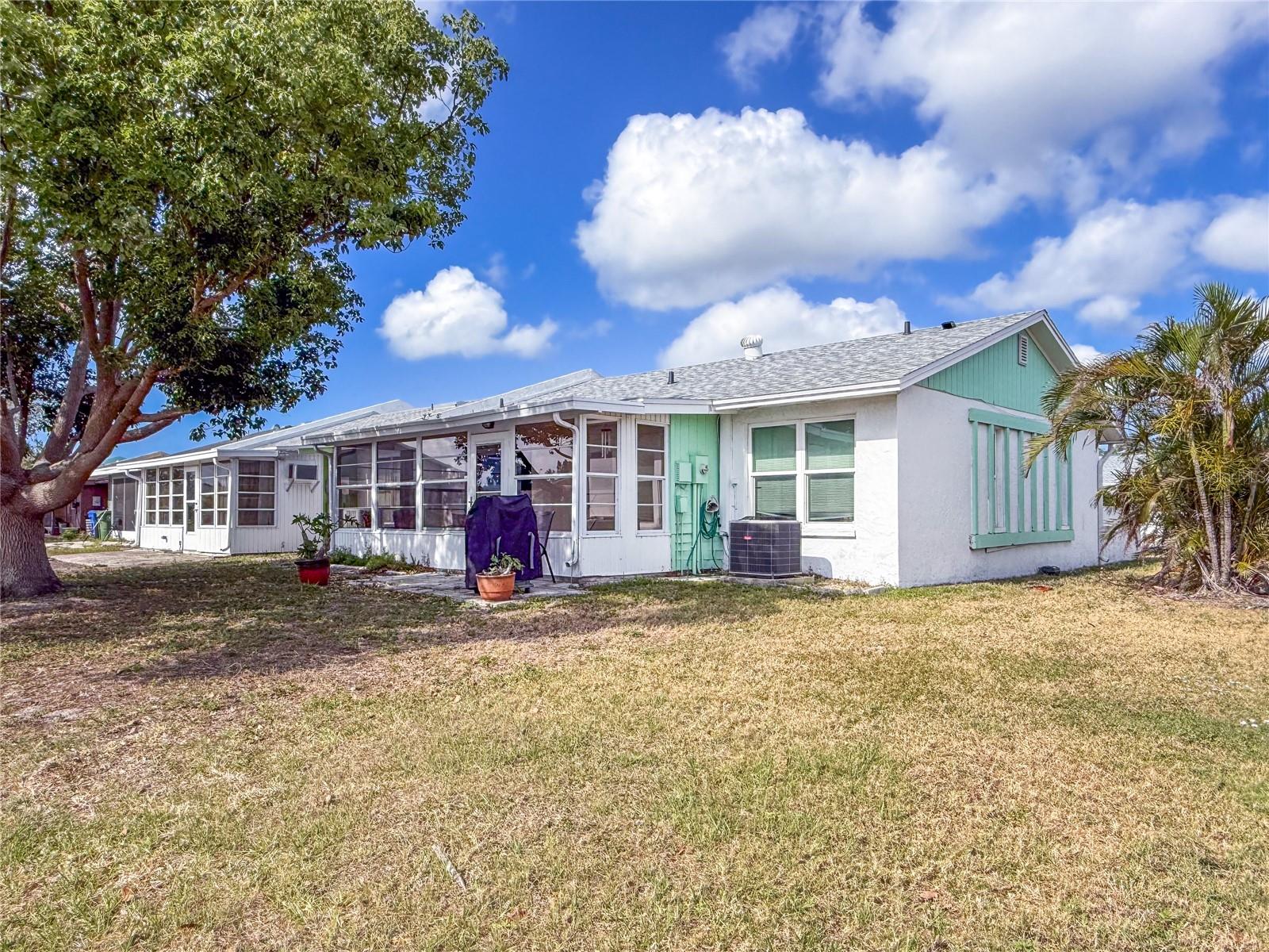 Image 5 of 49 For 3909 40th Street W
