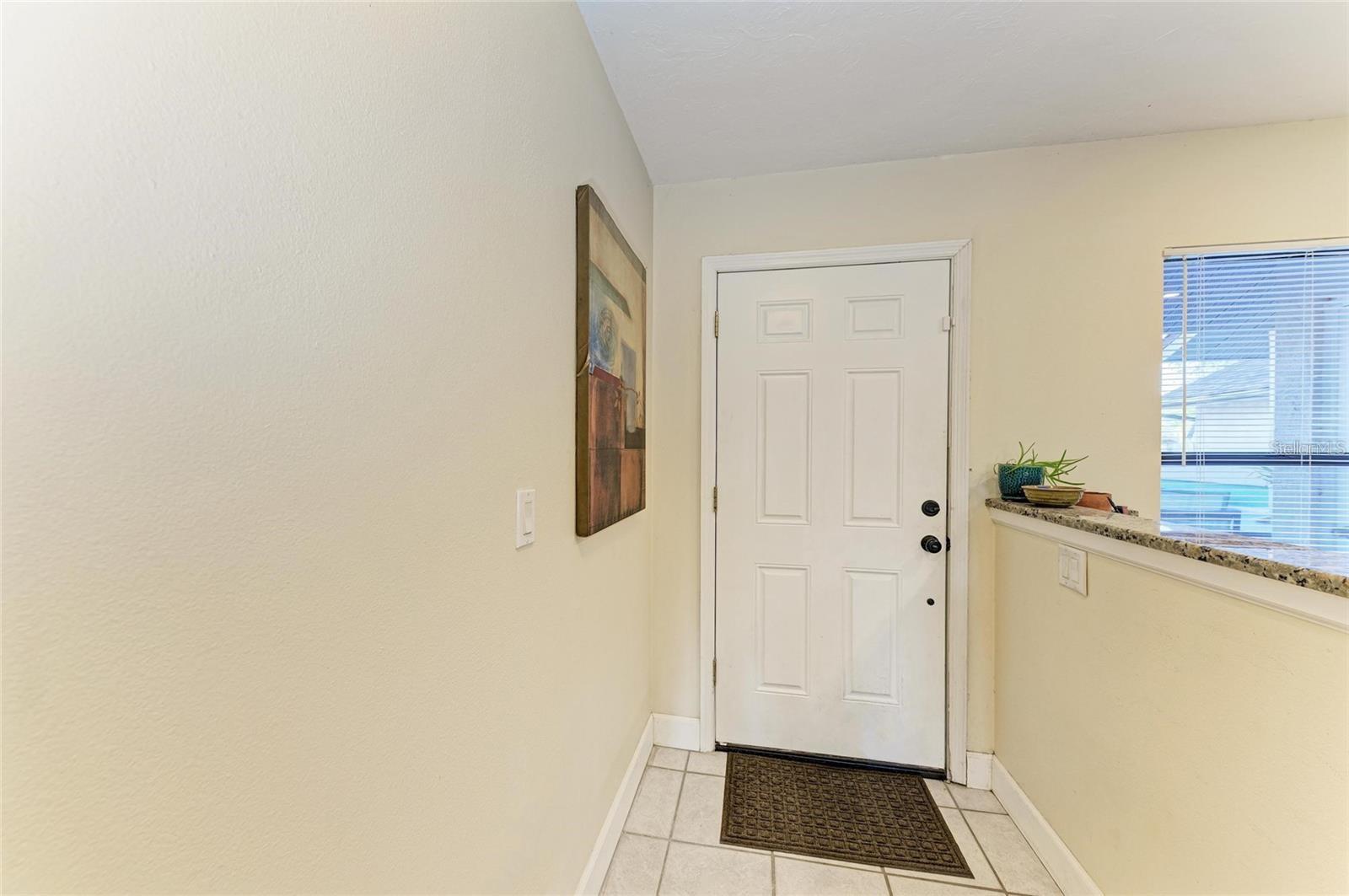Image 4 of 33 For 428 40th Court W