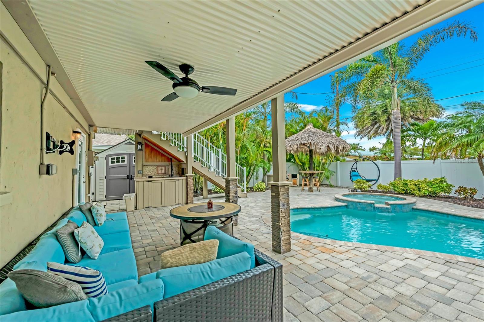 Image 4 of 34 For 216 Palmetto Avenue