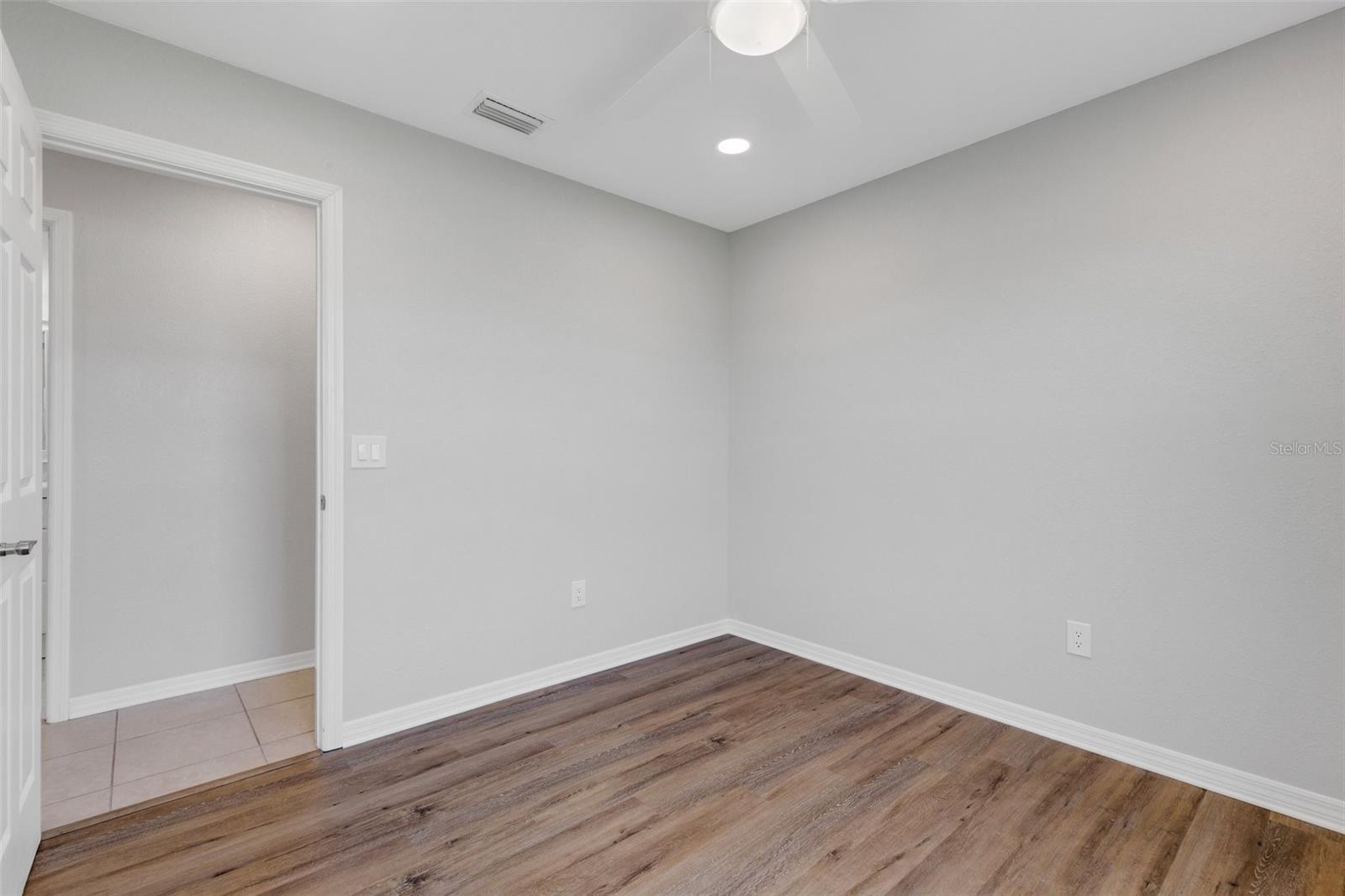 Image 21 of 44 For 6415 Coliseum Boulevard