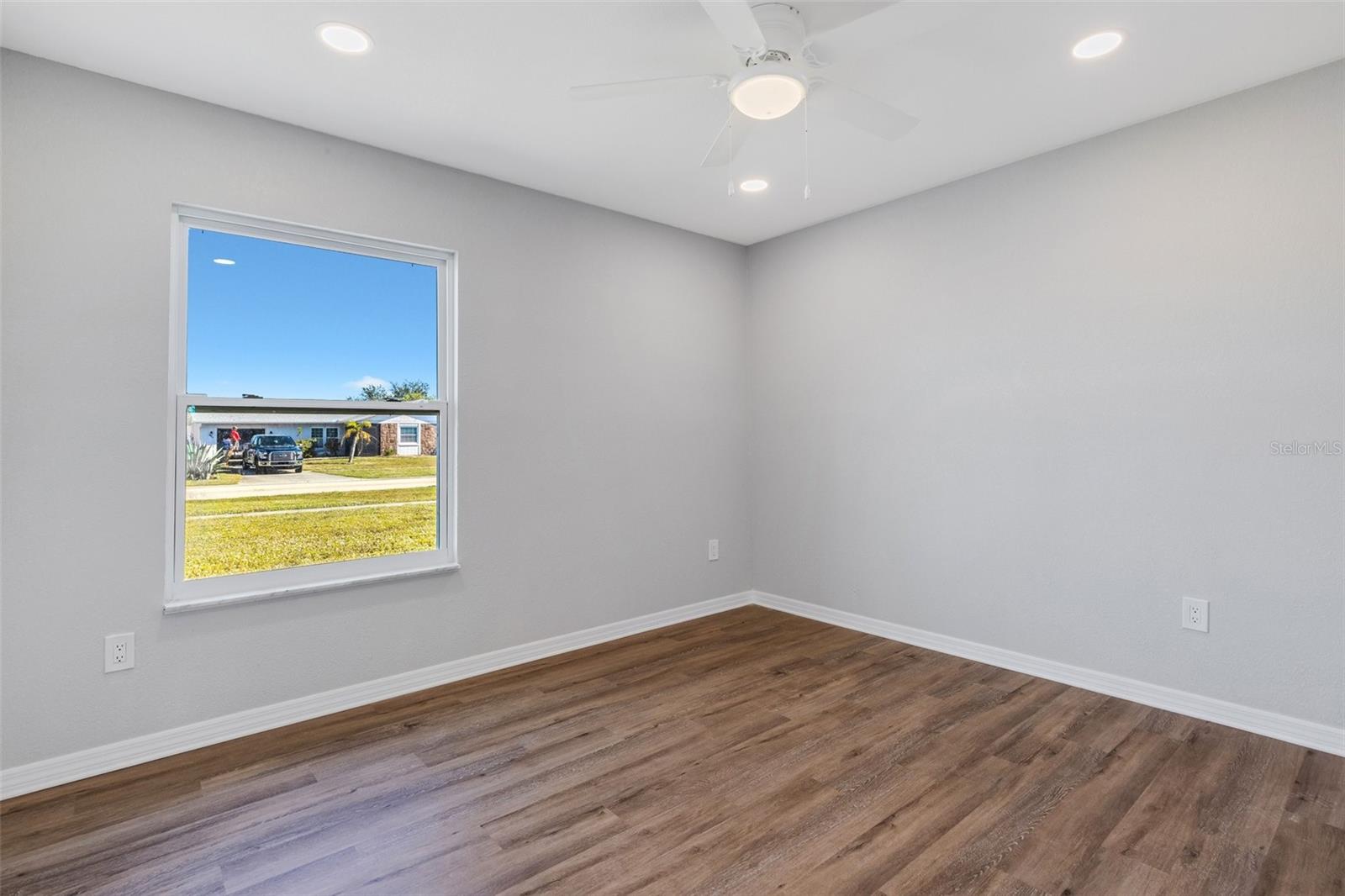 Image 31 of 44 For 6415 Coliseum Boulevard