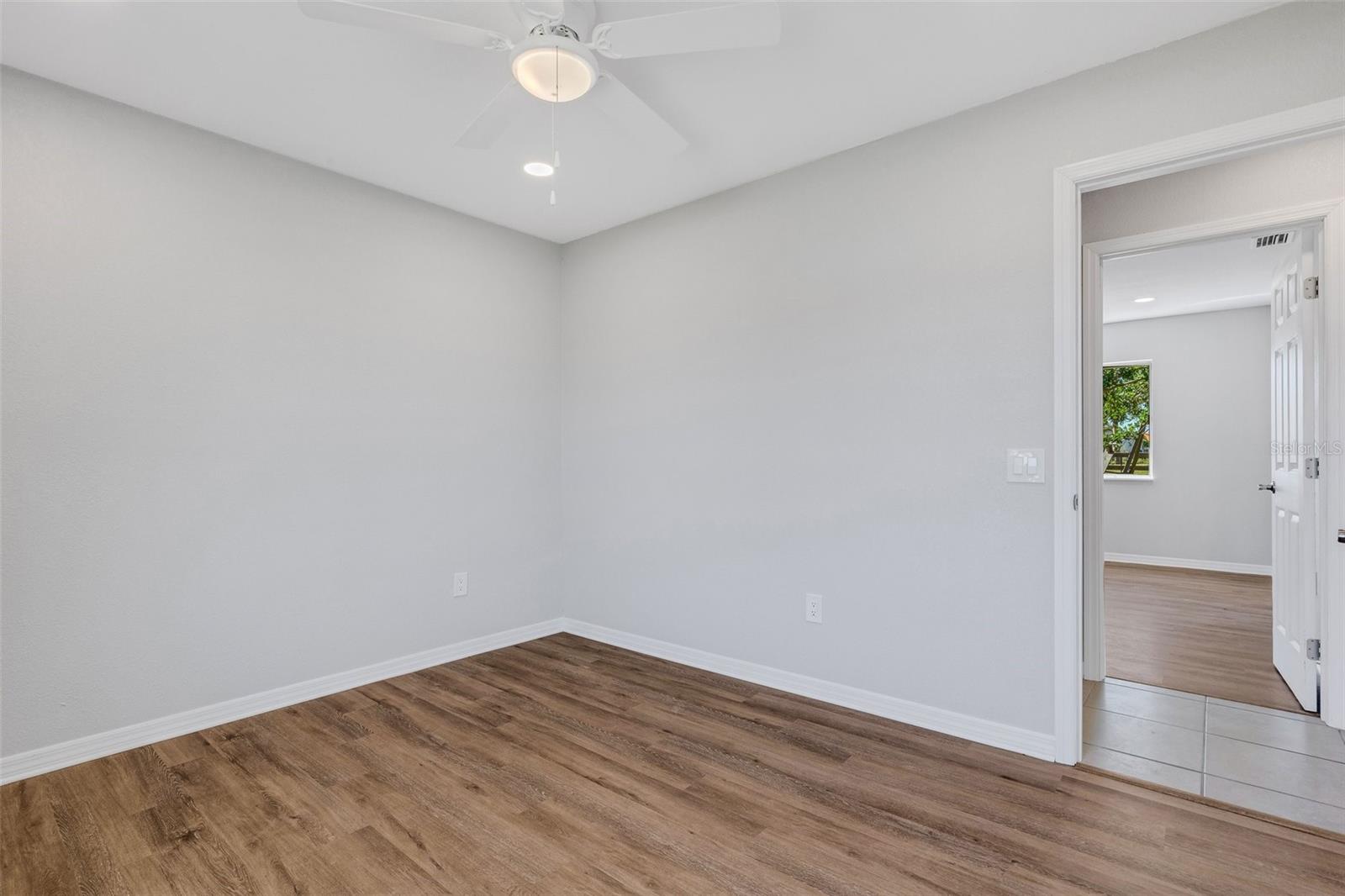 Image 32 of 44 For 6415 Coliseum Boulevard