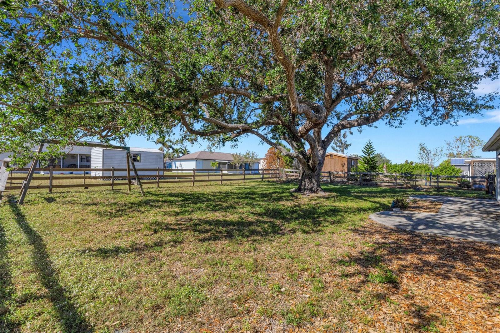 Image 37 of 44 For 6415 Coliseum Boulevard