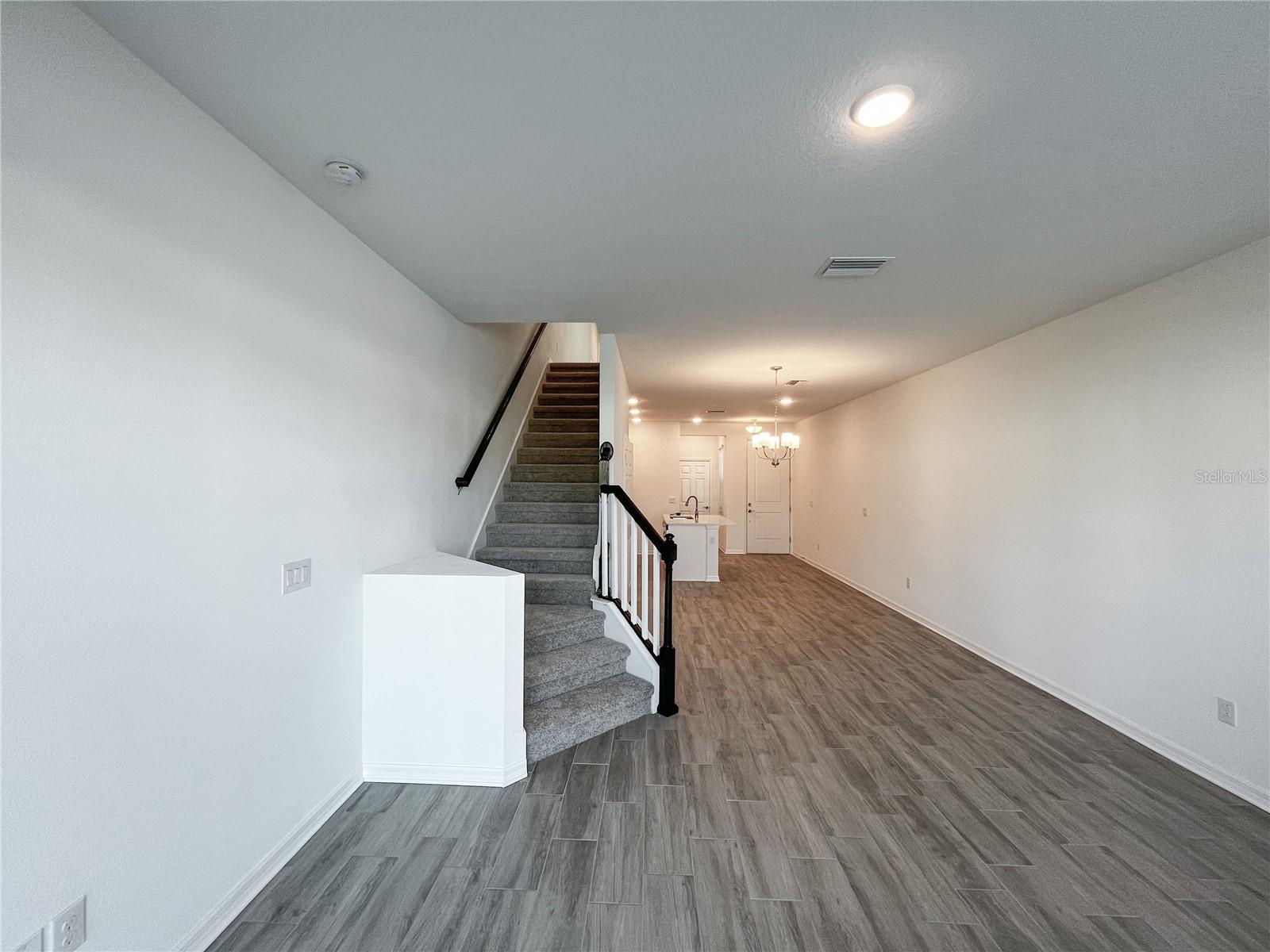 Listing photo id 13 for 4067 Via Sienna Circle