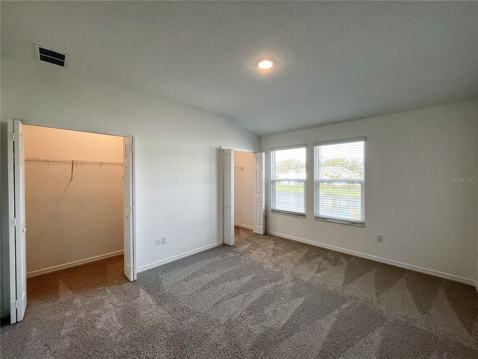 Listing photo id 16 for 4067 Via Sienna Circle