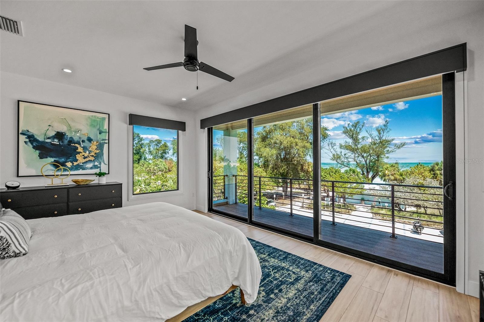 Listing photo id 20 for 315 Bay Boulevard