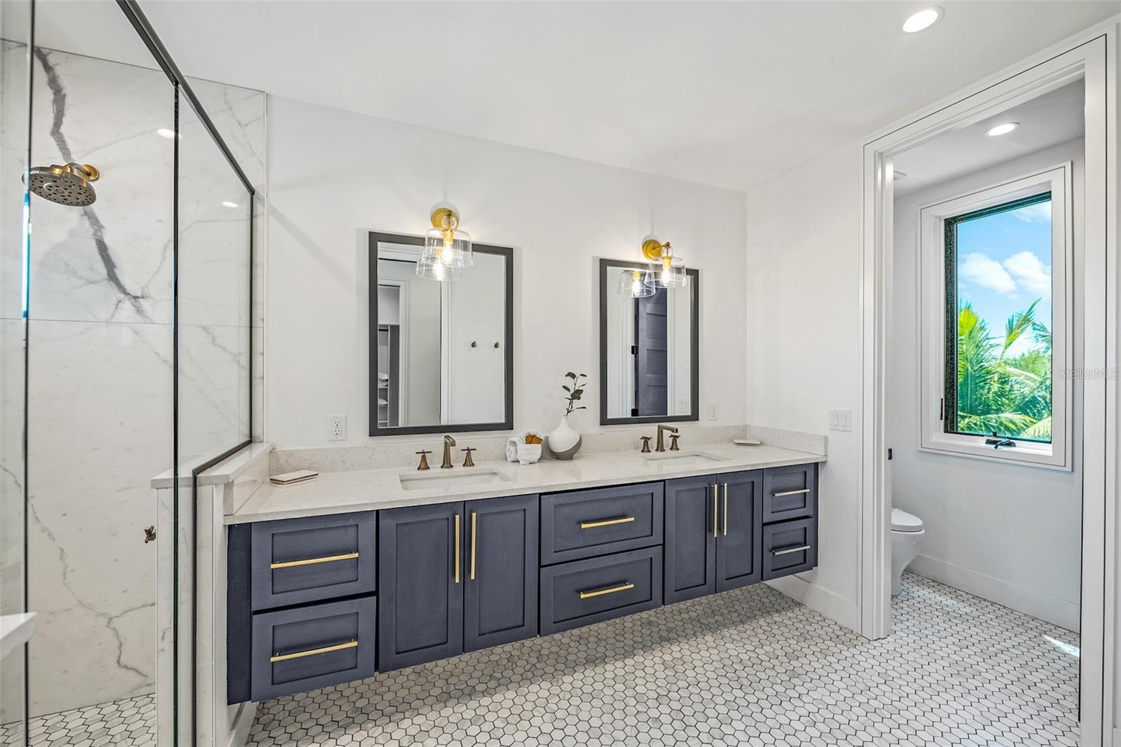 Listing photo id 22 for 315 Bay Boulevard