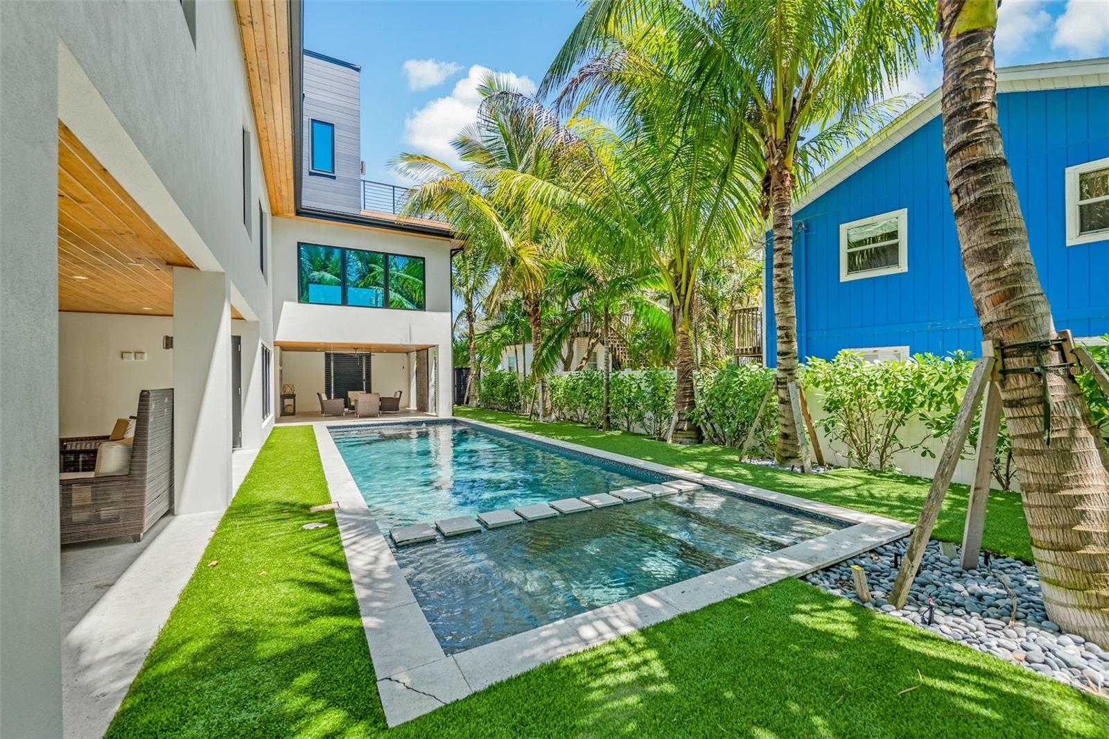 Listing photo id 41 for 315 Bay Boulevard