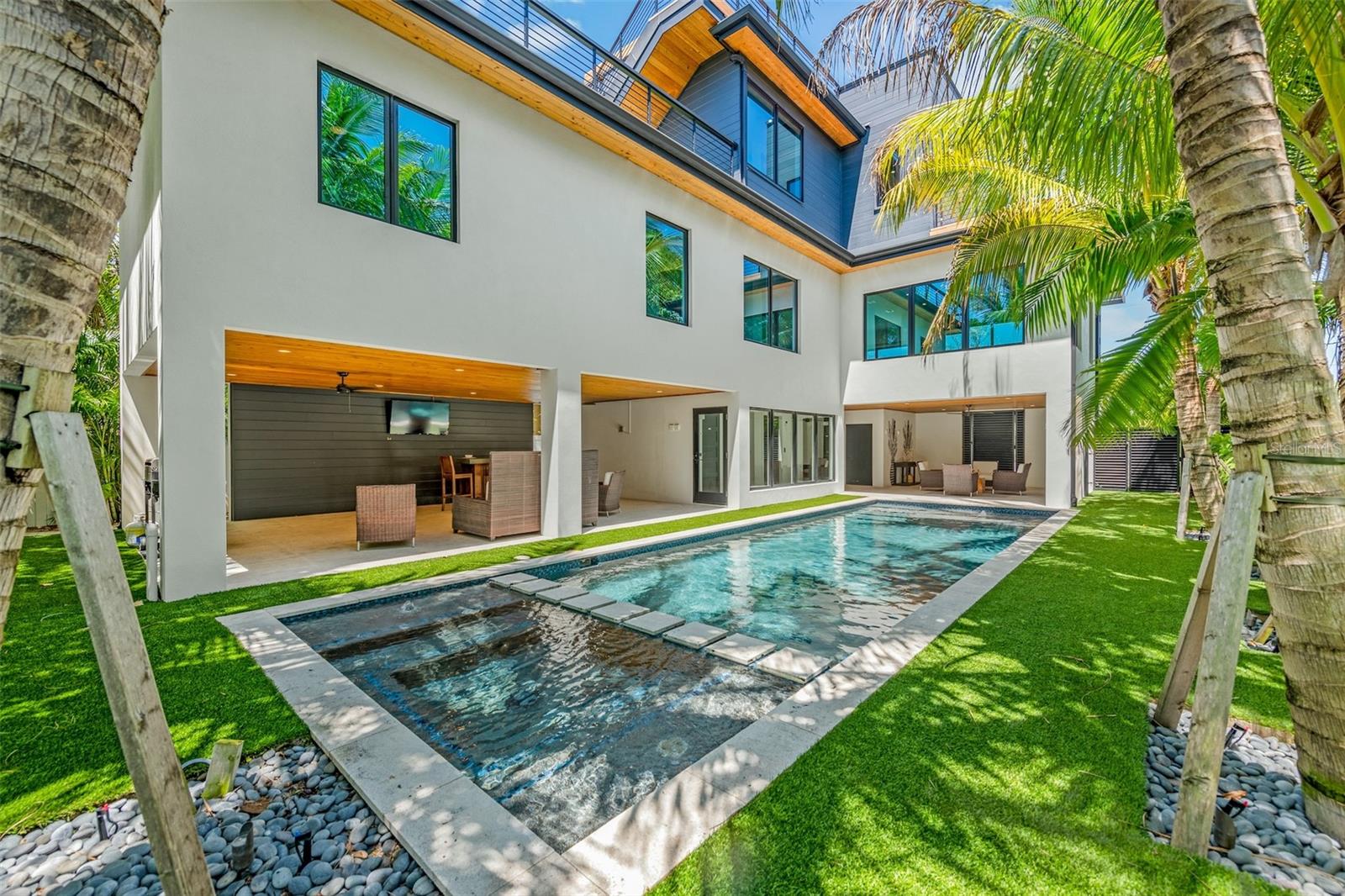 Listing photo id 43 for 315 Bay Boulevard