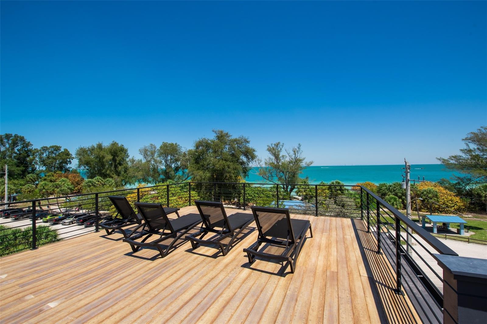 Listing photo id 55 for 315 Bay Boulevard