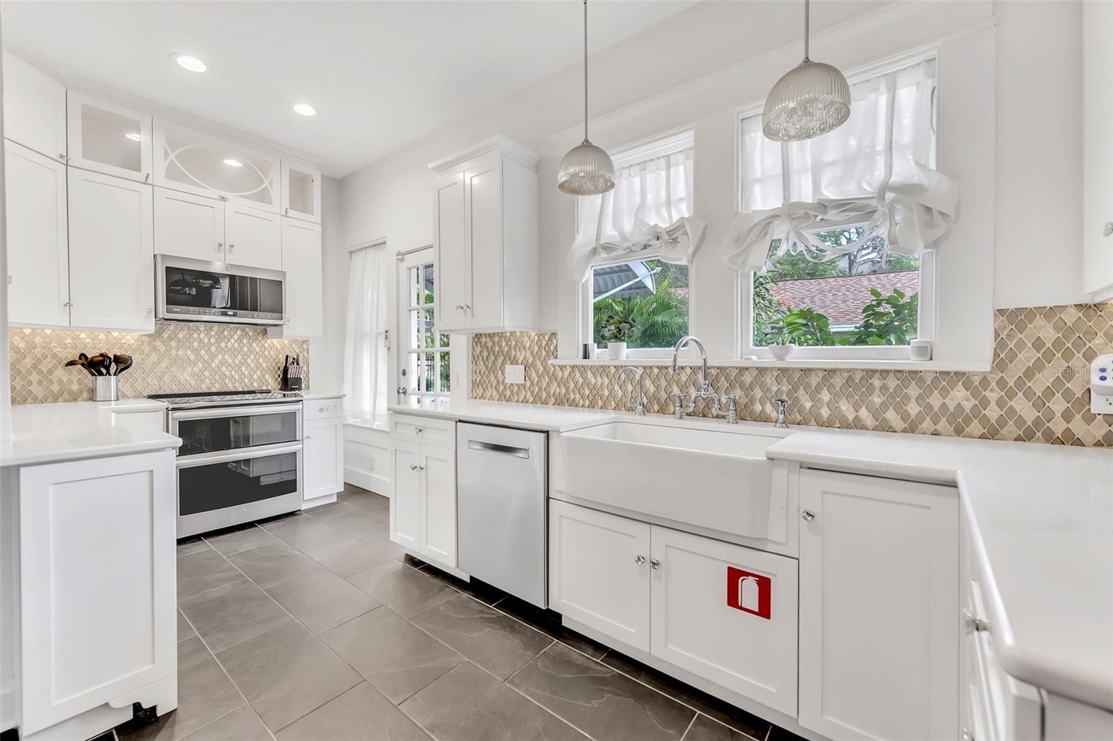 Image 14 of 47 For 829 Bayshore Boulevard