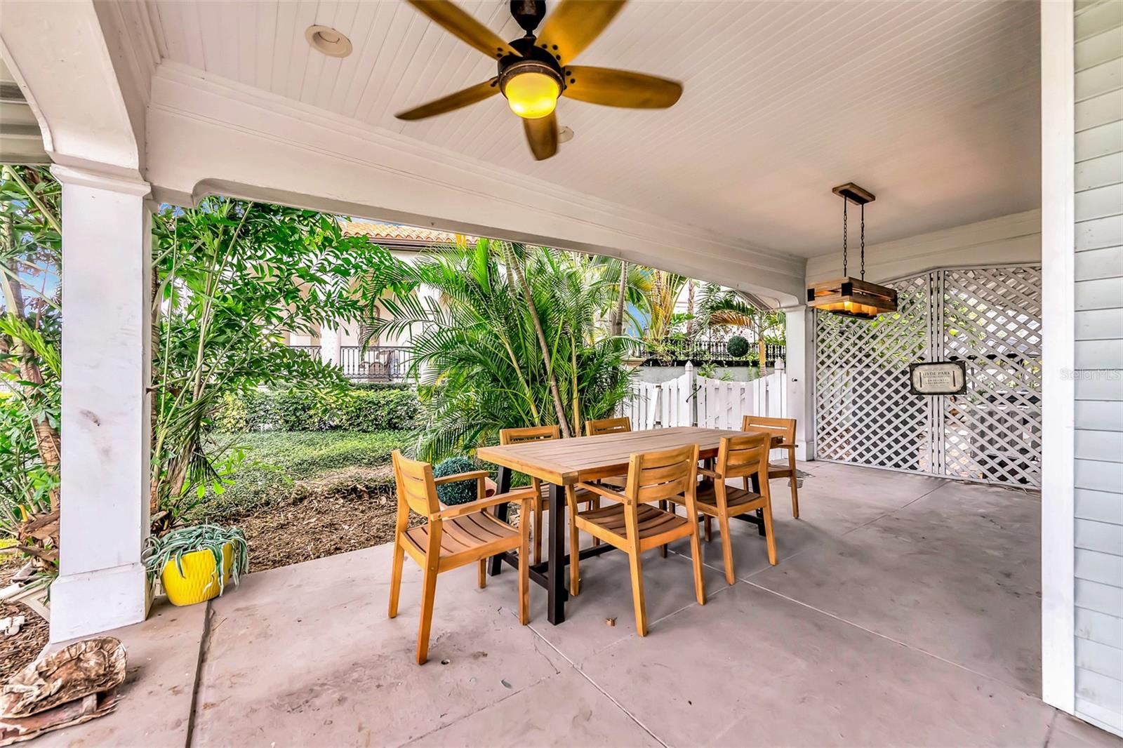 Image 37 of 47 For 829 Bayshore Boulevard
