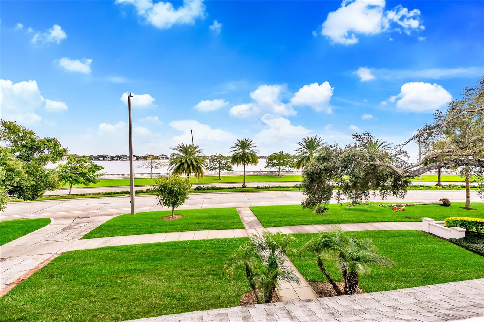Image 38 of 47 For 829 Bayshore Boulevard