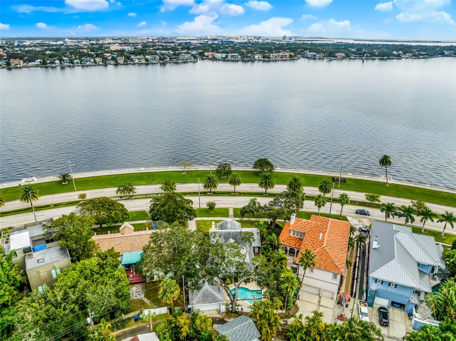 Image 43 of 47 For 829 Bayshore Boulevard