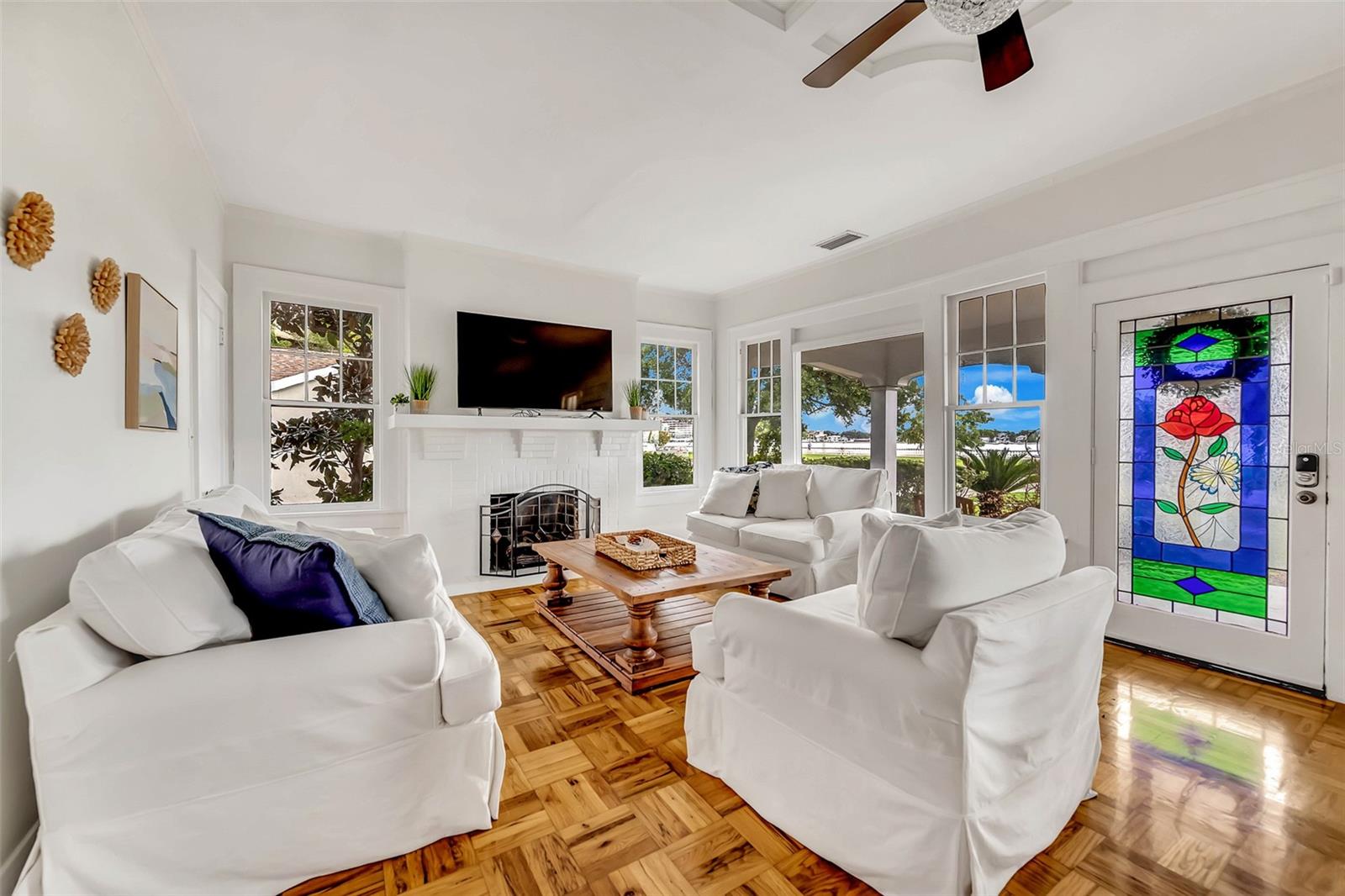 Image 9 of 47 For 829 Bayshore Boulevard