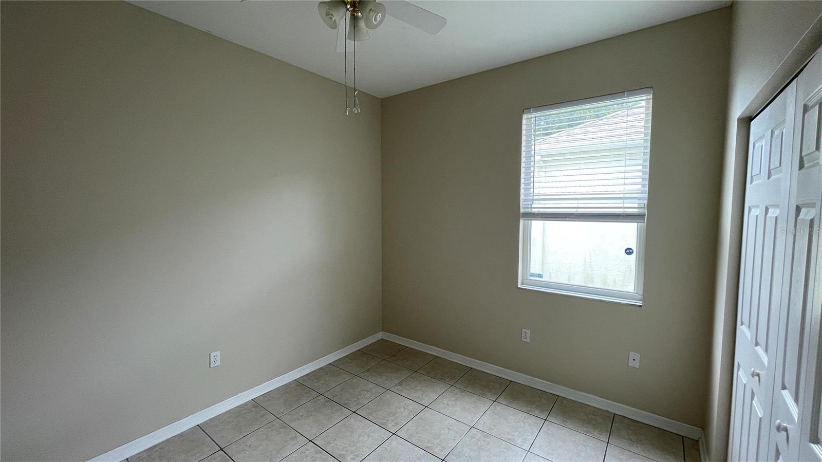 Image 15 of 26 For 6214 White Clover Circle