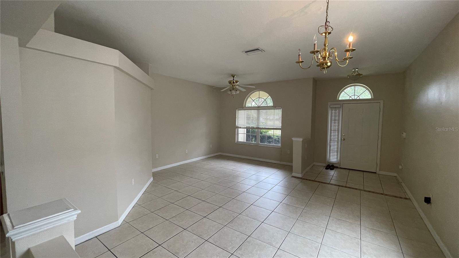 Image 7 of 26 For 6214 White Clover Circle