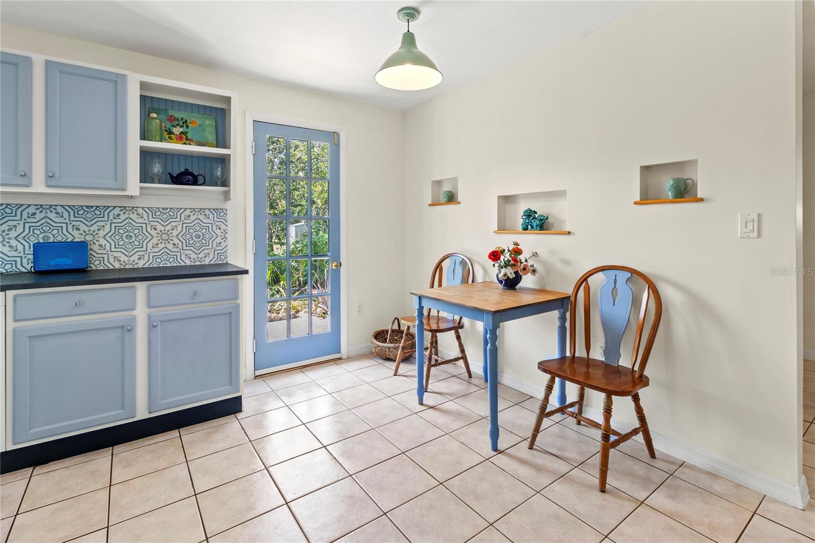 Image 16 of 52 For 1350 40th Street